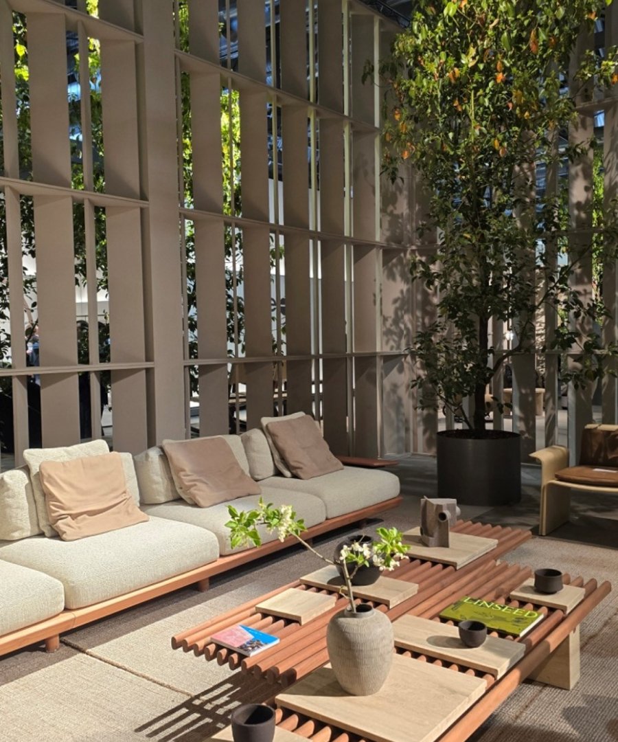 Outdoor 5.jpg